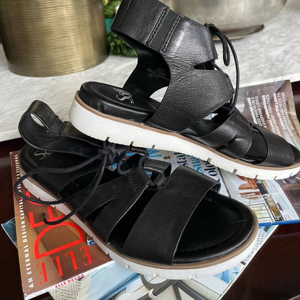 Sofft | Gladiator Sandals